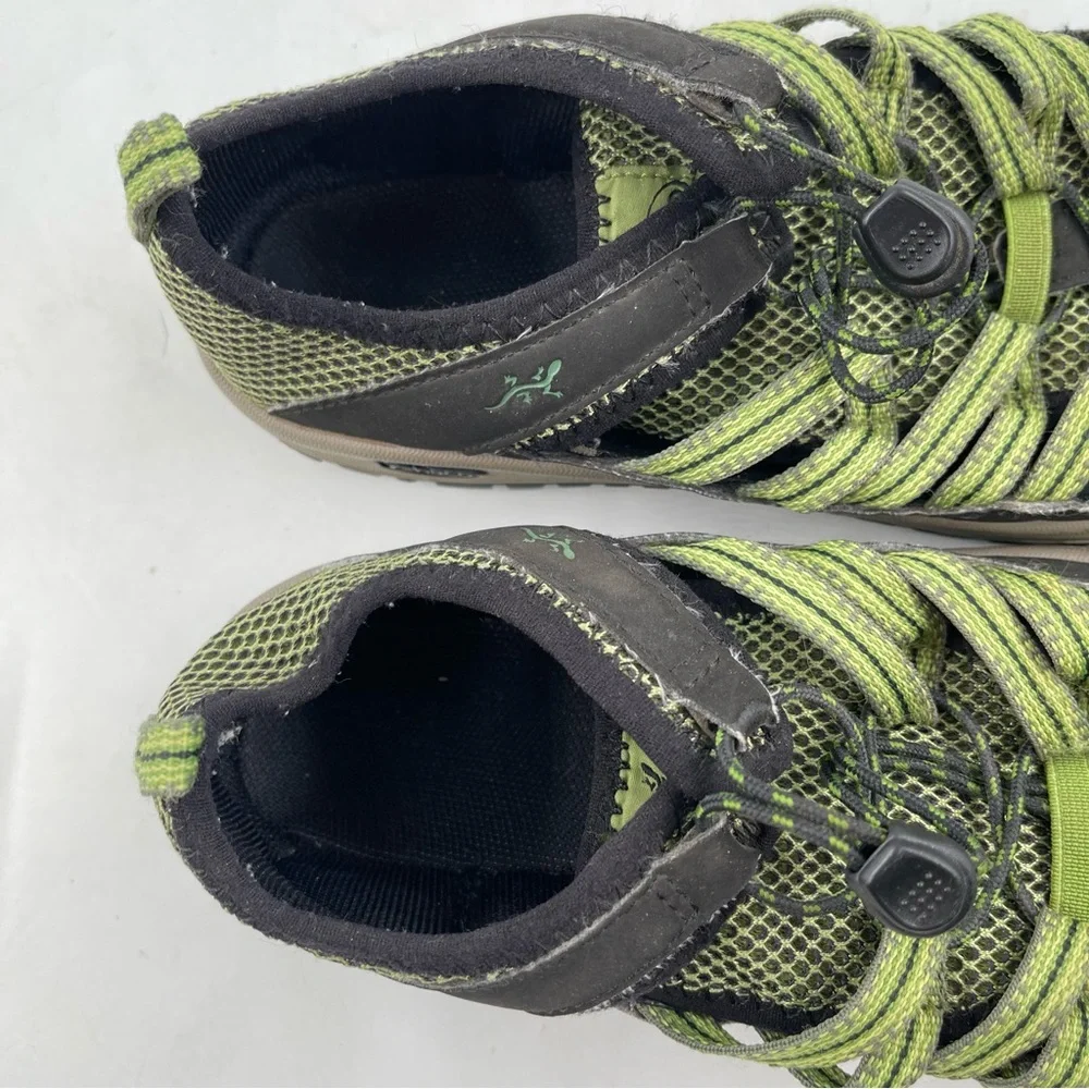 Chaco Unisex Kid’s Outcross 2 Green Black Hiking Water Shoes - Size 4 Youth